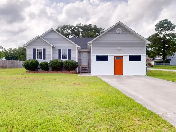 183 Core Road, Richlands, NC 28574