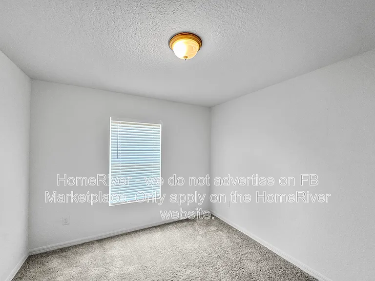 4579 Midland St — Photo 11