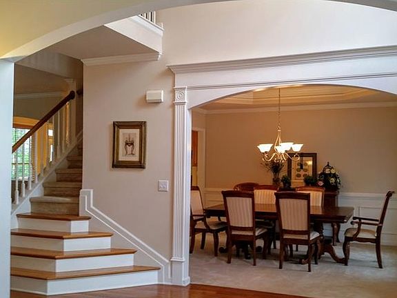 4th image of 4117 Suwanee Trail Dr