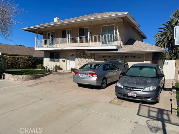 19555 Delight St, Santa Clarita, CA 91351