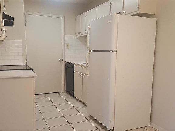 5th image of 921 W Macci St APT B