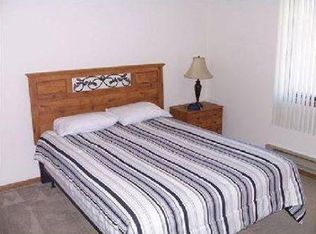 851 E Belleview St APT 211, Winona, MN 55987