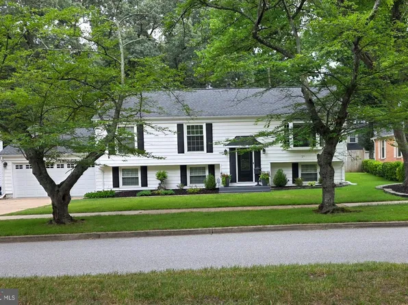 1543 Crofton Pkwy, Crofton, MD 21114