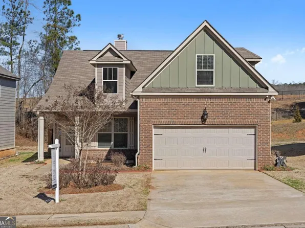 1025 Hartwell Rd, Locust Grove, GA 30248