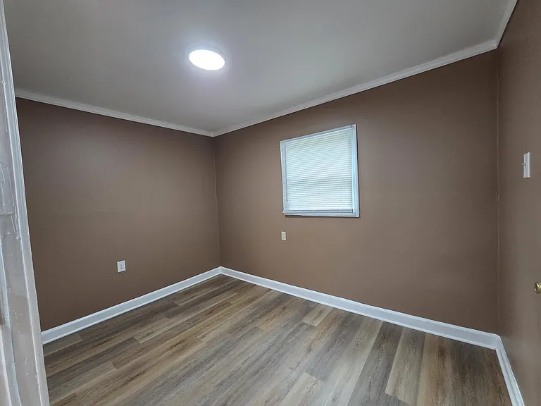 3263 Baskin St — Photo 18