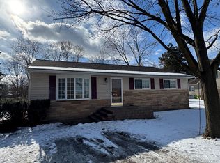 7460-22 Mile Rd, Utica, MI 48316