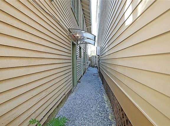 2nd image of 1618 Burdette St #B