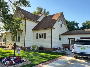 401 N 5th St, Groton City, SD 57445