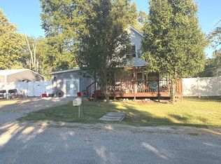 1304 Madison Ave, Sandoval, IL 62882