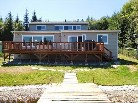 2nd image of 1210 SE Crescent Dr