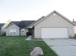 9647 English Oak Pl, Indianapolis, IN 46235