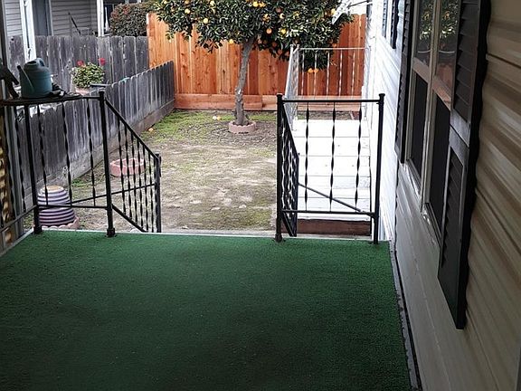 4th image of 1830 E Yosemite Ave Spc 127