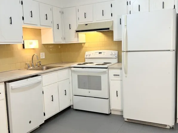 15 Spencer Rd APT 22E, Boxboro, MA 01719