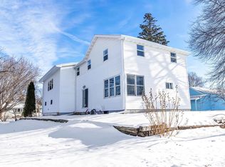 630 Lee St, Seymour, WI 54165