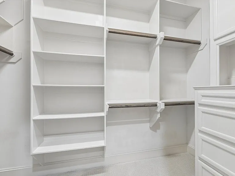 6019 Post Oak Green Ln — Photo 23