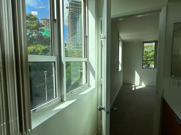 1530 Brickell Ave #A03, Miami, FL 33129