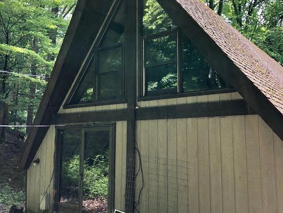 5th image of 239 Martin Ave SE