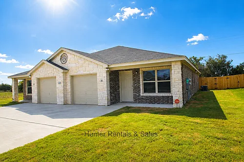 4200B Ivory Ln Photo 1