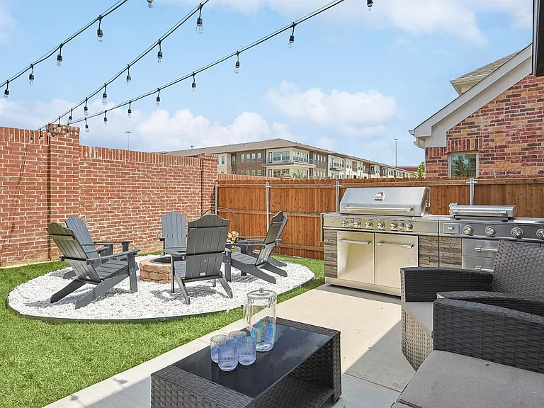 2346 Perdue Ave — Photo 49