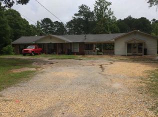 864 Highway 15, Stringer, MS 39481