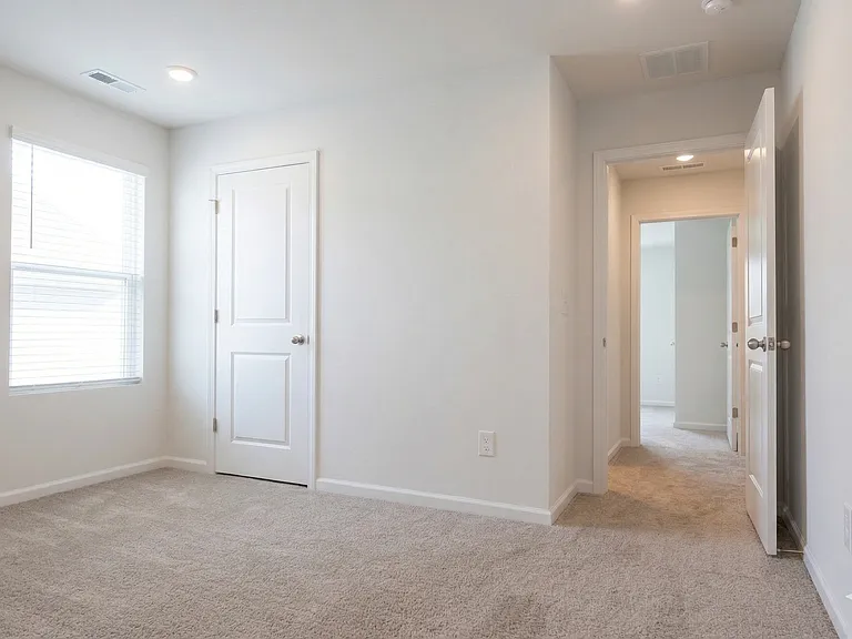 5308 Meagan Ln NE — Photo 19