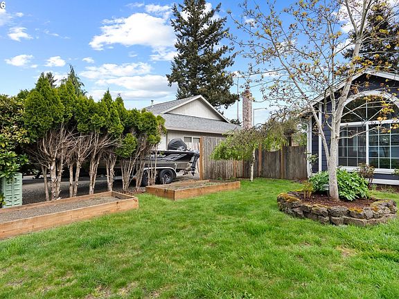 3rd image of 3509 NE 161st Ave