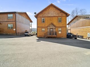 4508 Shangrila Way, Sevierville, TN 37876