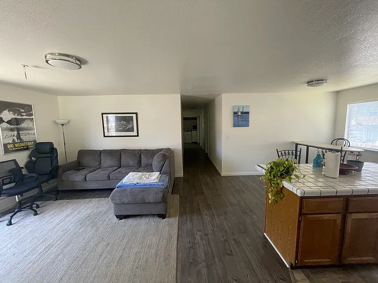 227 Blackburn St #A — Photo 3
