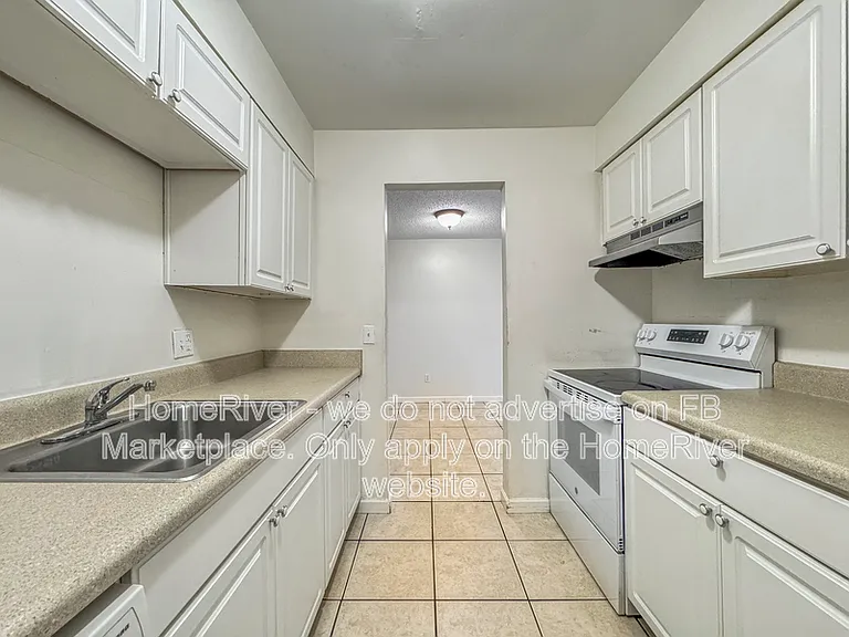 9101 W Hillsborough Ave #I110 — Photo 8