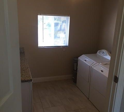 4th image of 1409 38th Ave