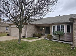 41088 Greenspire Dr, Clinton Township, MI