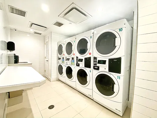 Rented by Corcoran | media 23