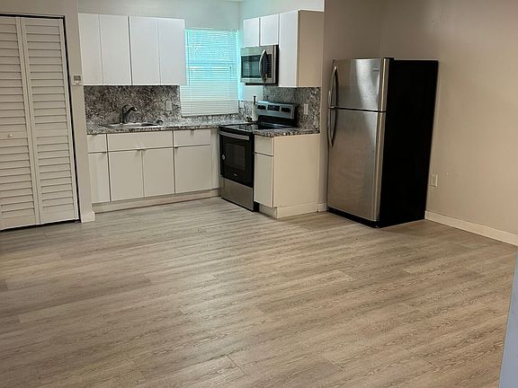 4th image of 450 NE 62 St 5 #5