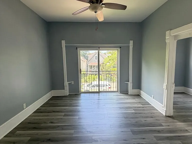 1729 N Whipple St — Photo 3