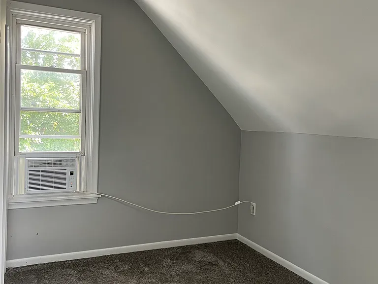 1815 Grant Pl — Photo 10