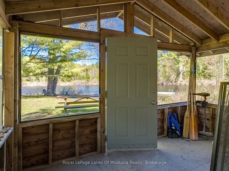 1213 Sherwood Forest Rd — Photo 34