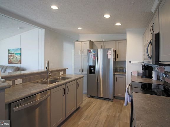 5th image of 27201 Sea Nettle Ln
