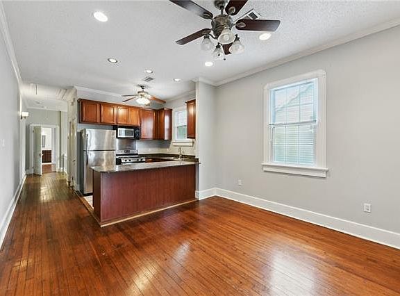 5th image of 5022 Laurel St