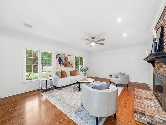 4th image of 3404 Timberwood Ct