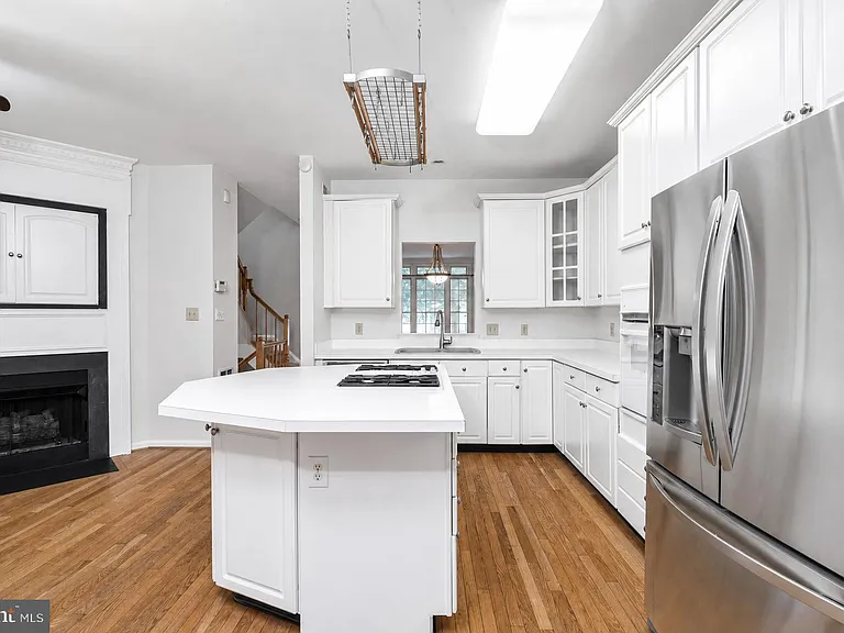 3940 Kathryn Jean Ct — Photo 14