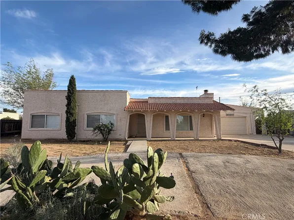 21011 Teton Rd, Apple Valley, CA 92308