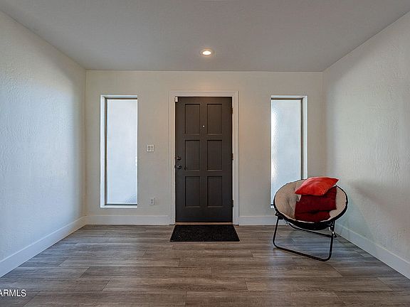 5th image of 6015 E PERSHING Avenue