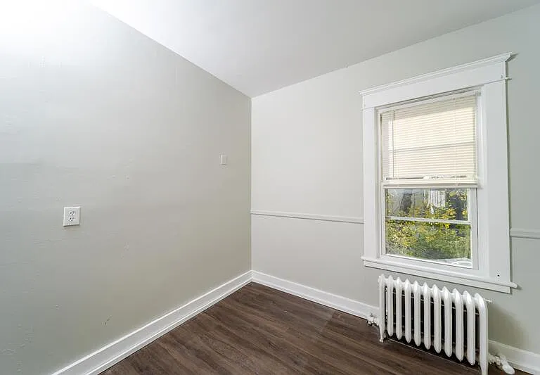 504 Morris St — Photo 10