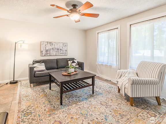 4th image of 16119 SE 319th Street