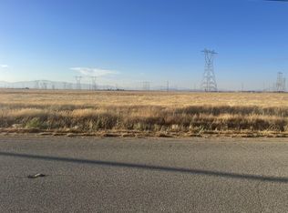 J J Avenue Vic #100, Lancaster, CA