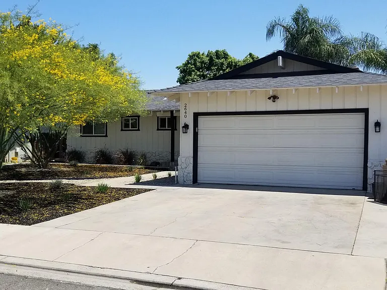 2640 Murray St — Photo 2