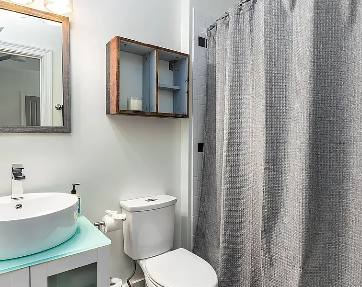 348 Ashley Ave — Photo 2