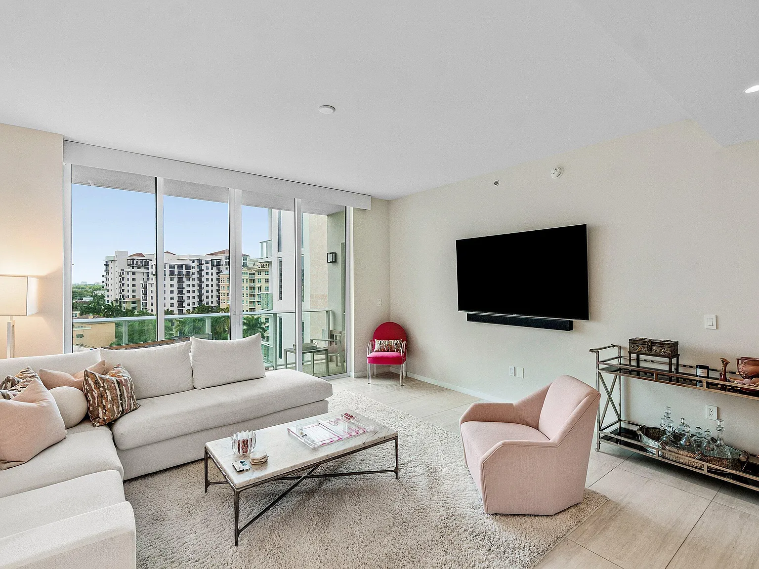 1 bed, 2.0 bath, 1305 sqft, $12,000 — Photo 2