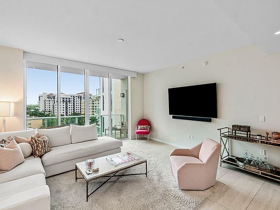 2nd image of 200 SE Mizner Blvd Unit 810