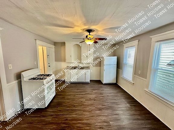 2nd image of 661 Oliver St